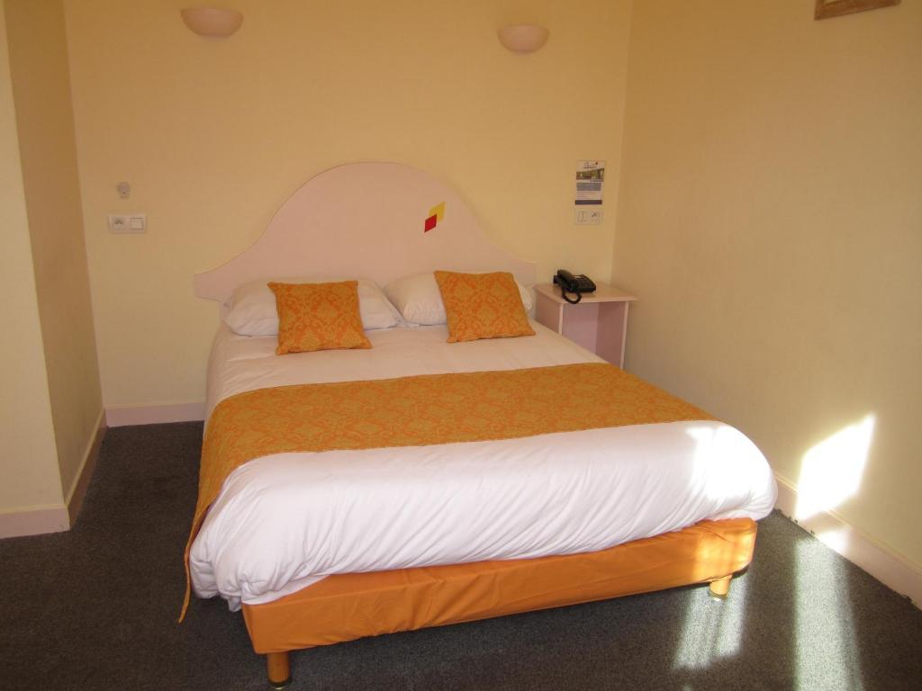 Hotel Arlequin Troyes Room photo