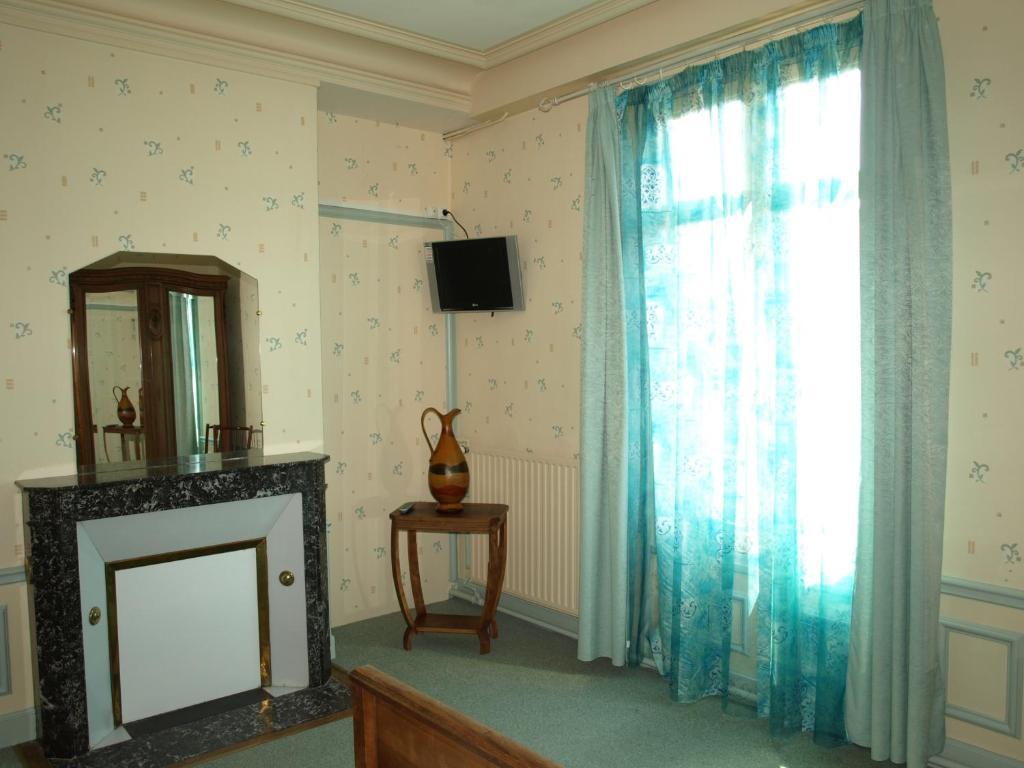 Hotel Arlequin Troyes Exterior photo